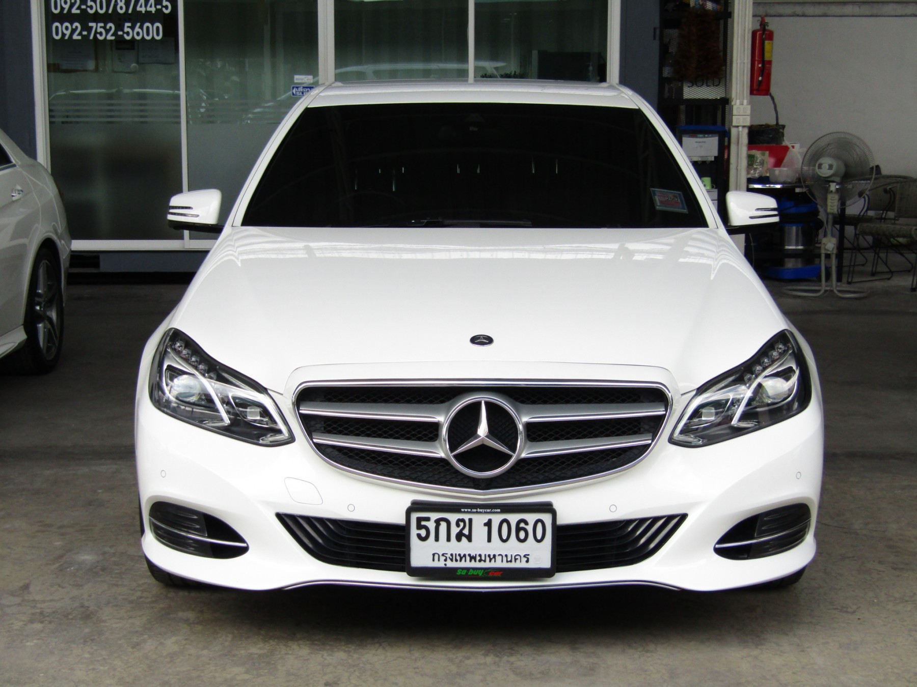 Mercedes e300 online hybrid 4matic