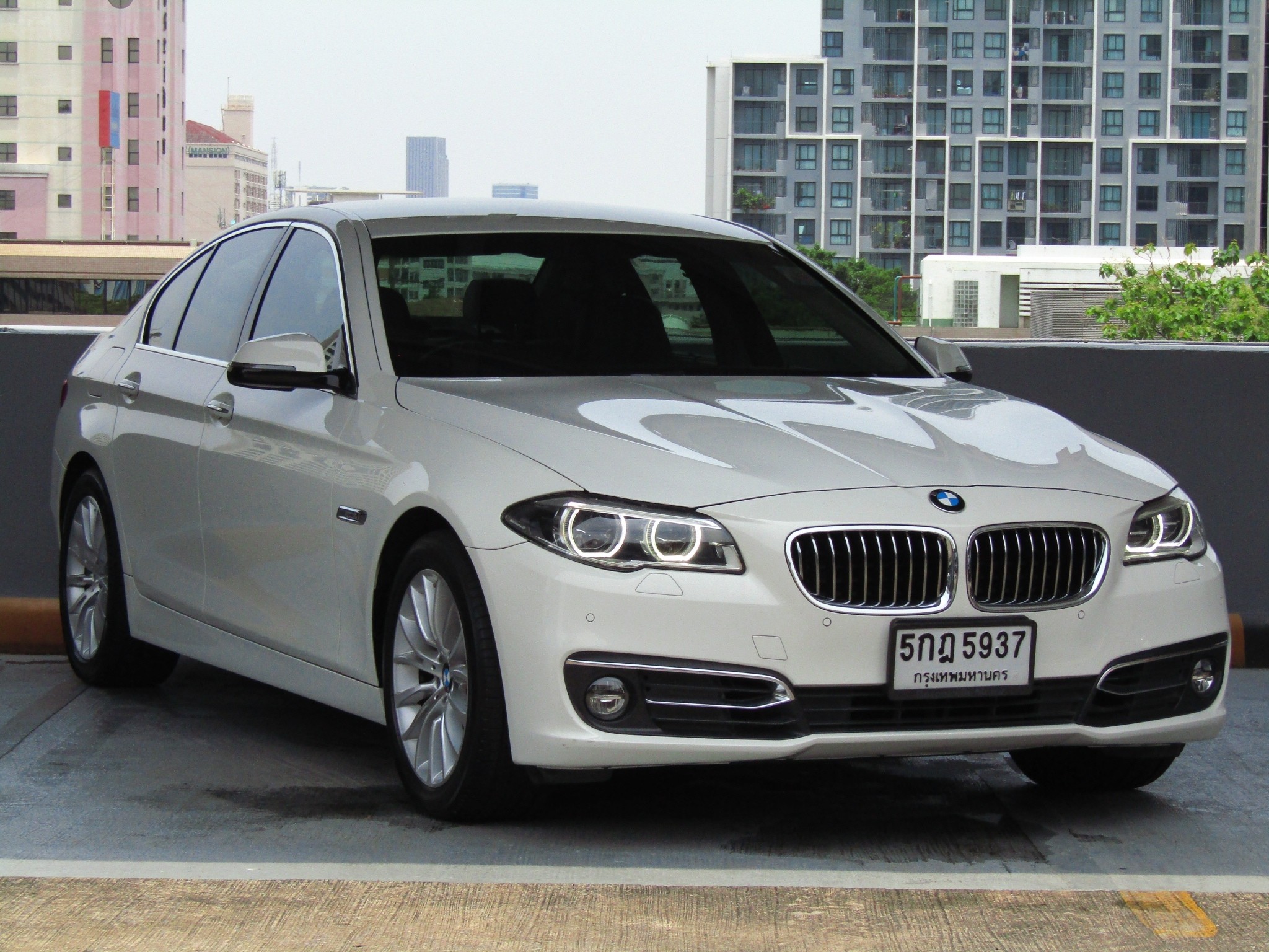 BMW 525D (115,xxx) Luxury BMW 525D (115,xxx) Luxury