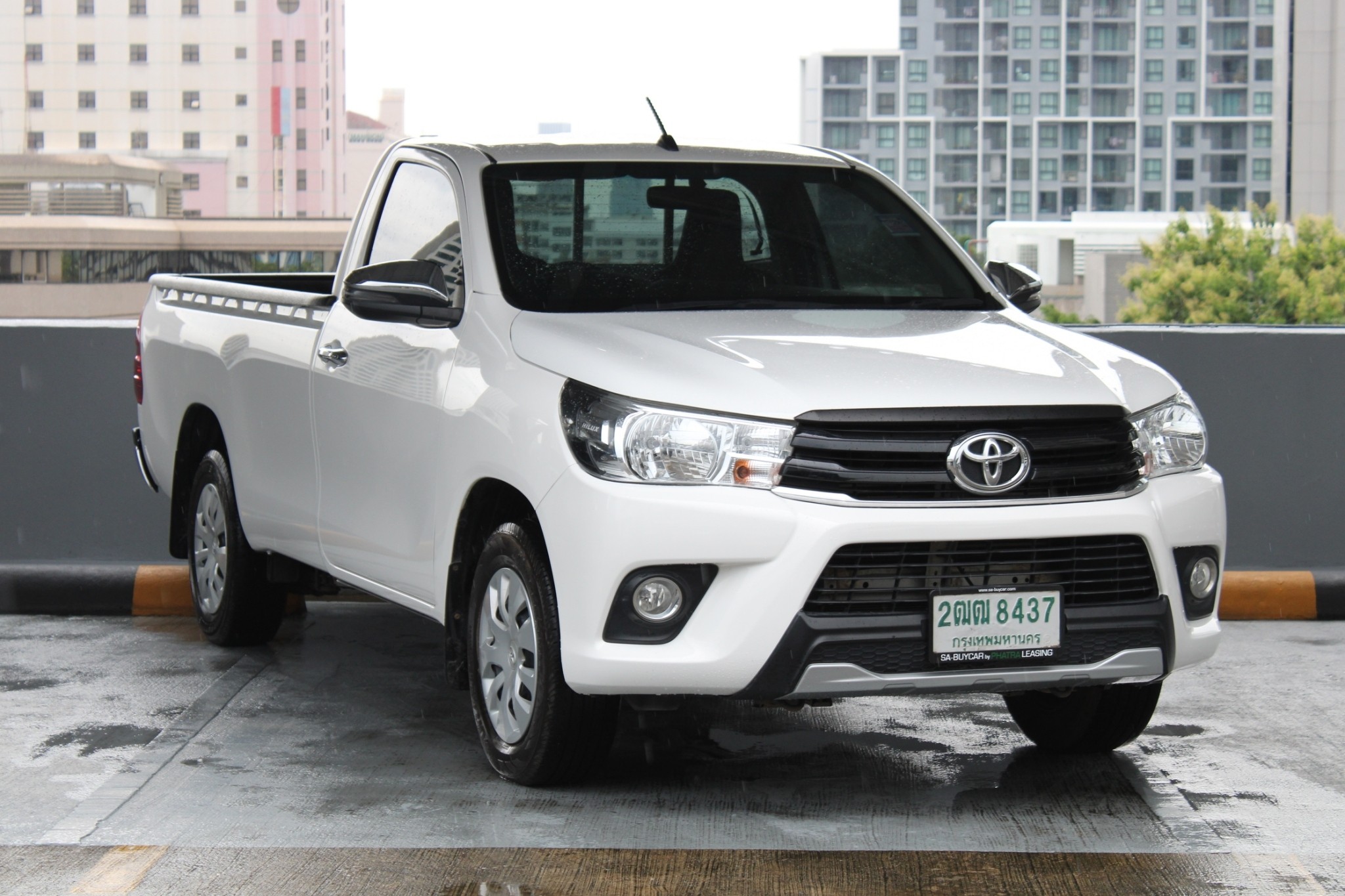 TOYOTA HILUX REVO (72,xxx) Standard Cab 2.8J Plus TOYOTA HILUX REVO (72,xxx) Standard Cab 2.8J Plus