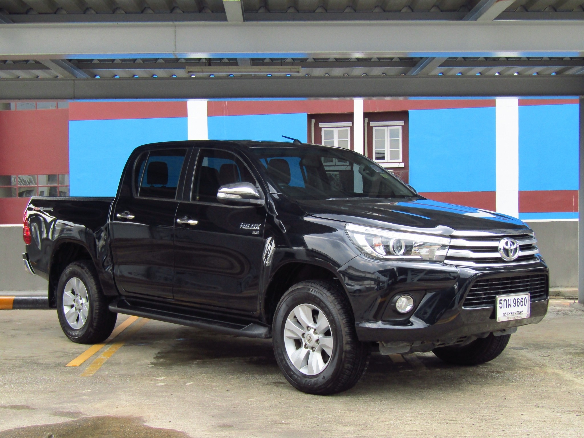 TOYOTA HILUX REVO (80,xxx) Double Cab PreRunner 2.8G AT TOYOTA HILUX REVO (80,xxx) Double Cab PreRunner 2.8G AT