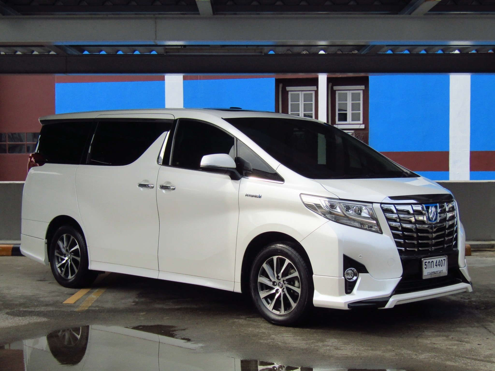 TOYOTA ALPHARD (45,xxx) 2.5 Hybrid TOYOTA ALPHARD (45,xxx) 2.5 Hybrid