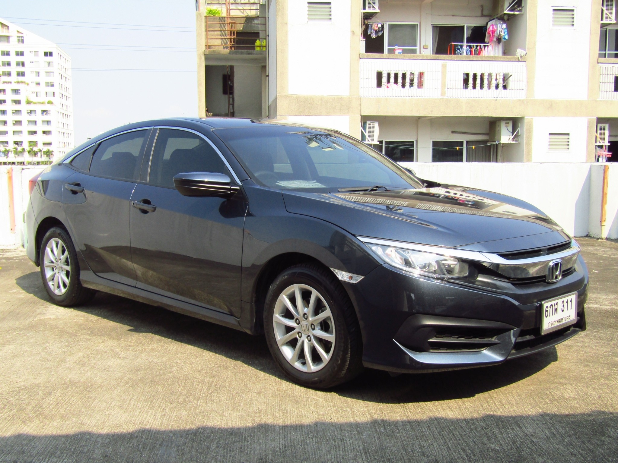 HONDA CIVIC 1.8 FC (44,xxx) E I-VTEC SEDAN AT HONDA CIVIC 1.8 FC (44,xxx) E I-VTEC SEDAN AT