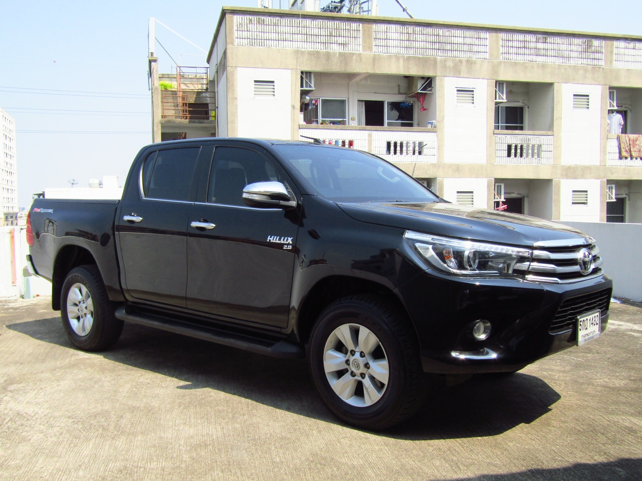 TOYOTA HILUX REVO (100,xxx) Double Cab PreRunner 2.8G AT TOYOTA HILUX REVO (100,xxx) Double Cab PreRunner 2.8G AT