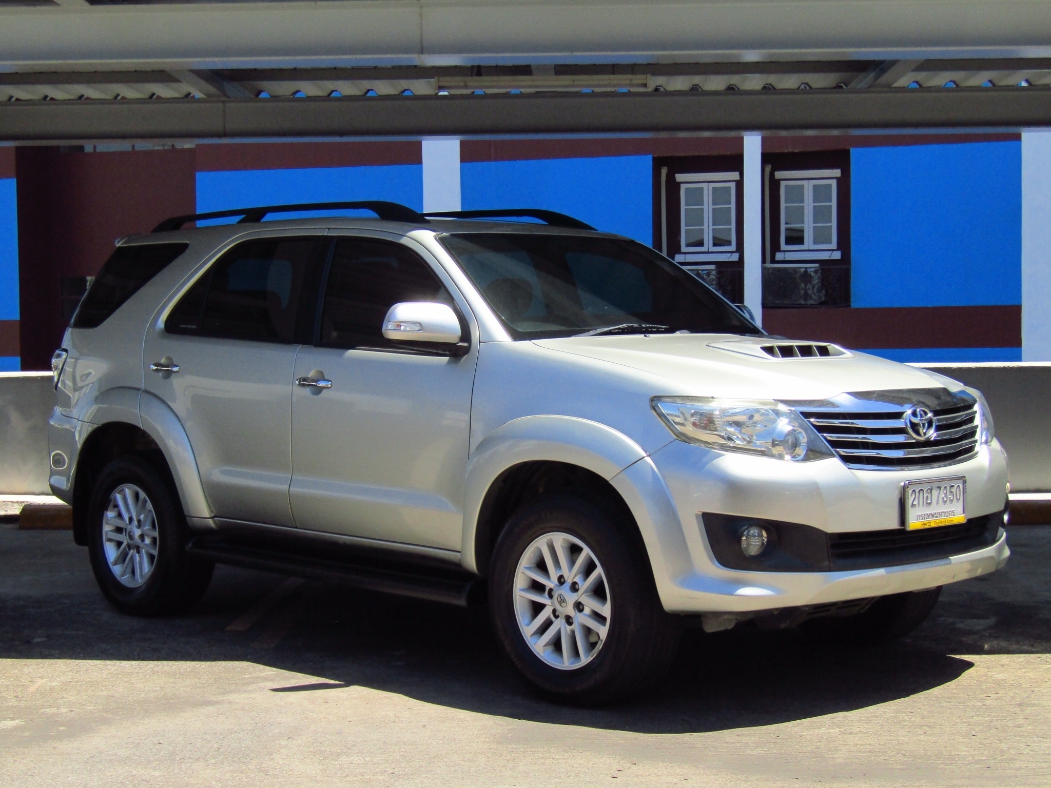 Toyota Fortuner (175,xxx) 3.0 V 2WD AT SUV Toyota Fortuner (175,xxx) 3.0 V 2WD AT SUV