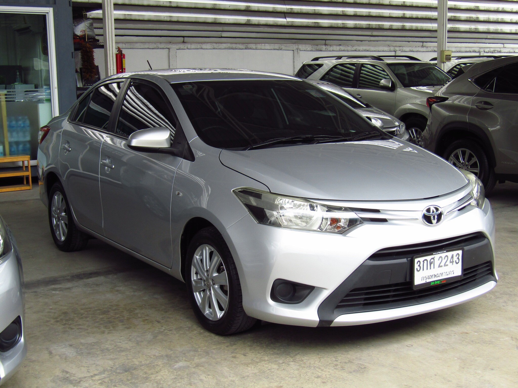 Toyota Vios 1.5 E (75,xxx) AT Sedan Toyota Vios 1.5 E (75,xxx) AT Sedan