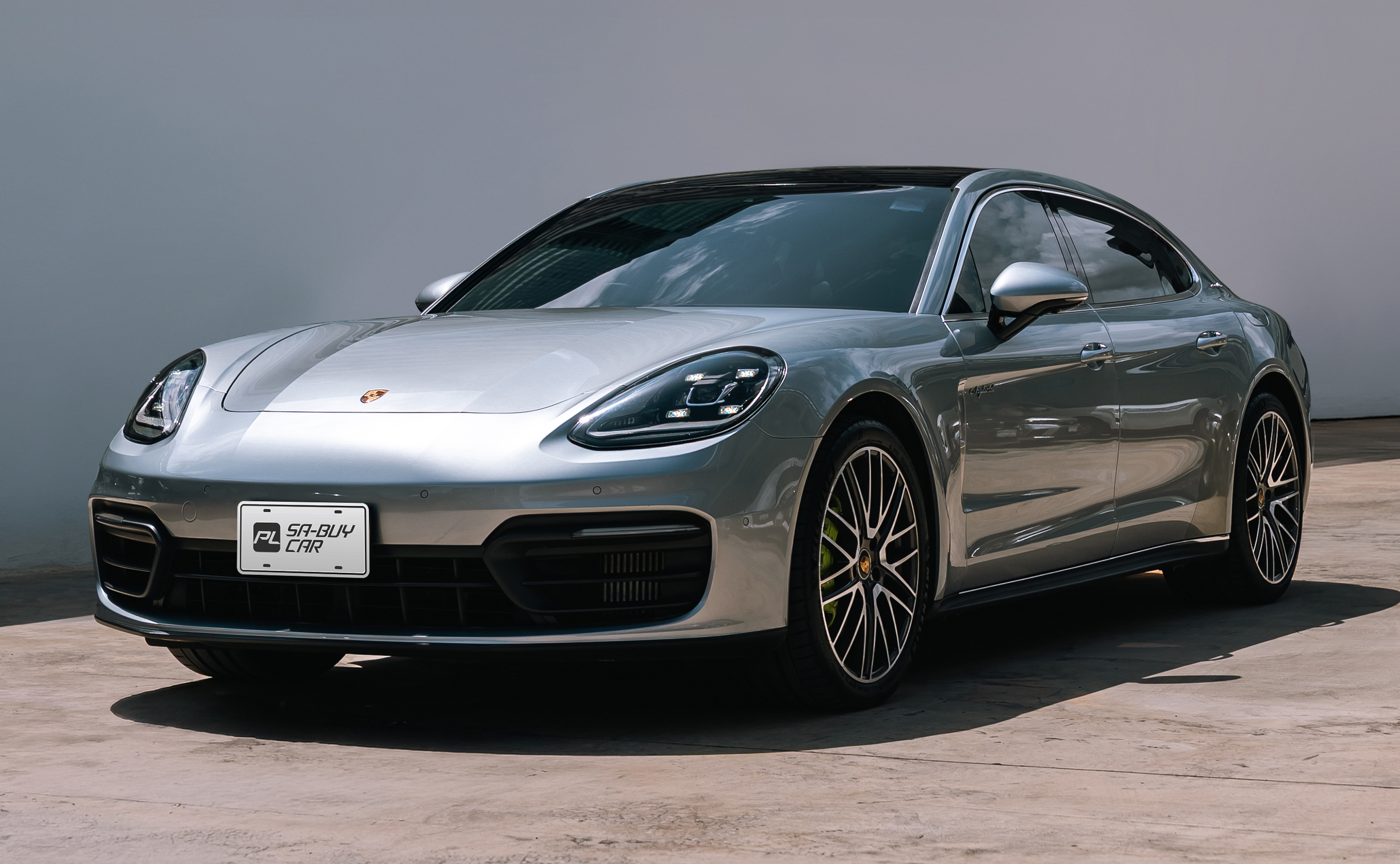 PORSCHE PANAMERA (31,xxx) 4 E-Hybrid Executive (ไม่รวมทะเบียน)