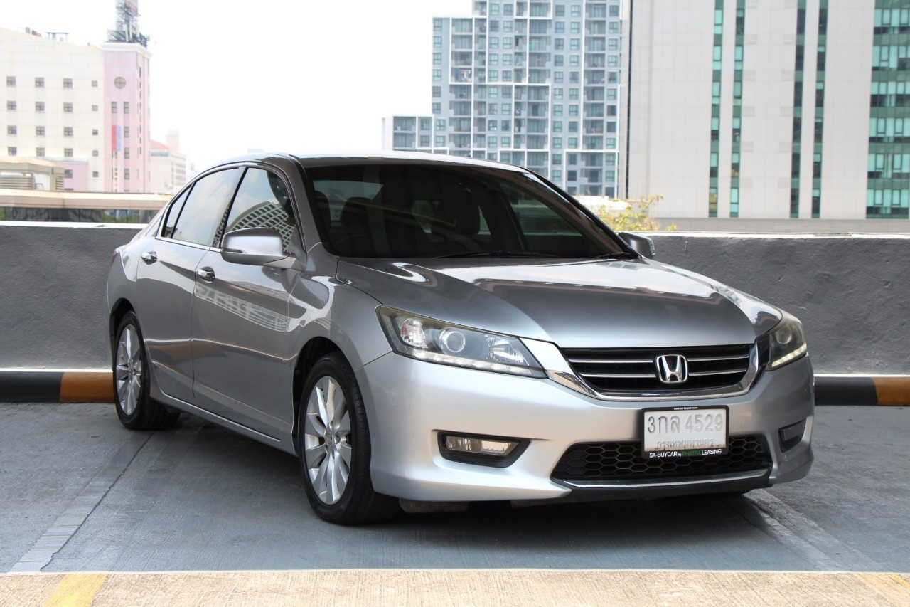 HONDA ACCORD (134,xxx) 2.0 EL HONDA ACCORD (134,xxx) 2.0 EL