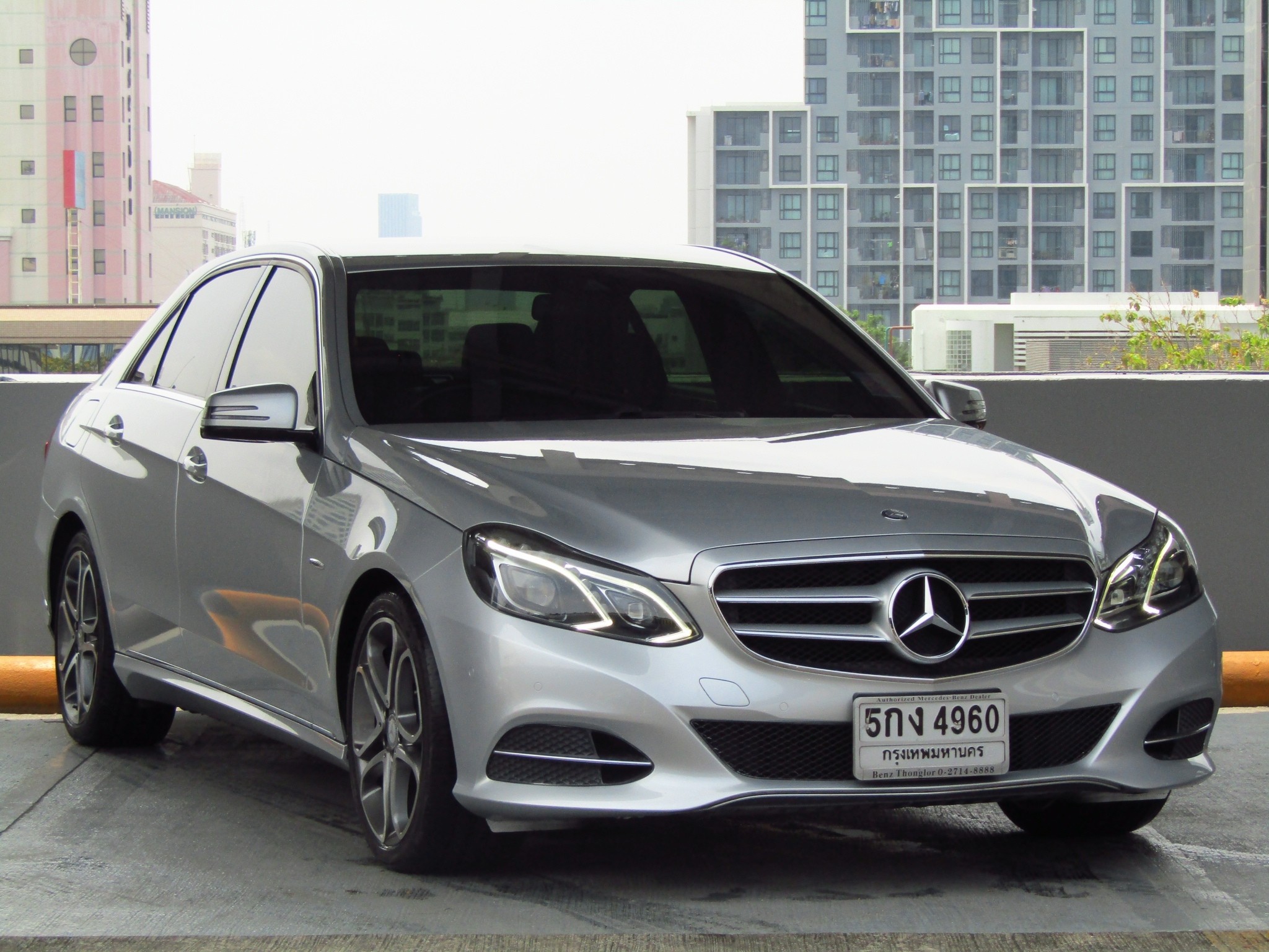 MERCEDES BENZ (131,xxx) E200 Edition E (CKD) MERCEDES BENZ (131,xxx) E200 Edition E (CKD)