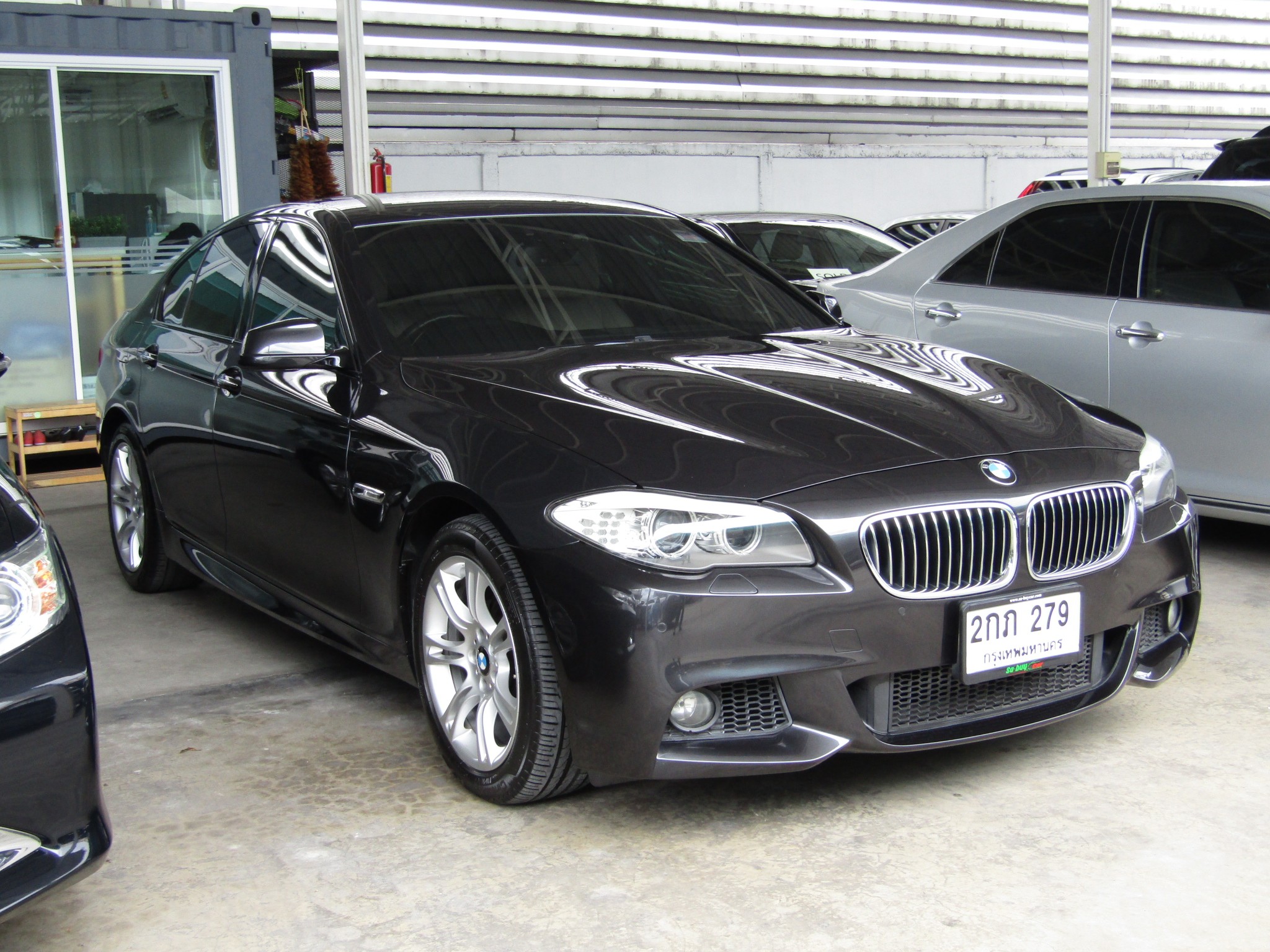 BMW 528i A SPORT F10 (124,xxx) Sedan AT BMW 528i A SPORT F10 (124,xxx) Sedan AT