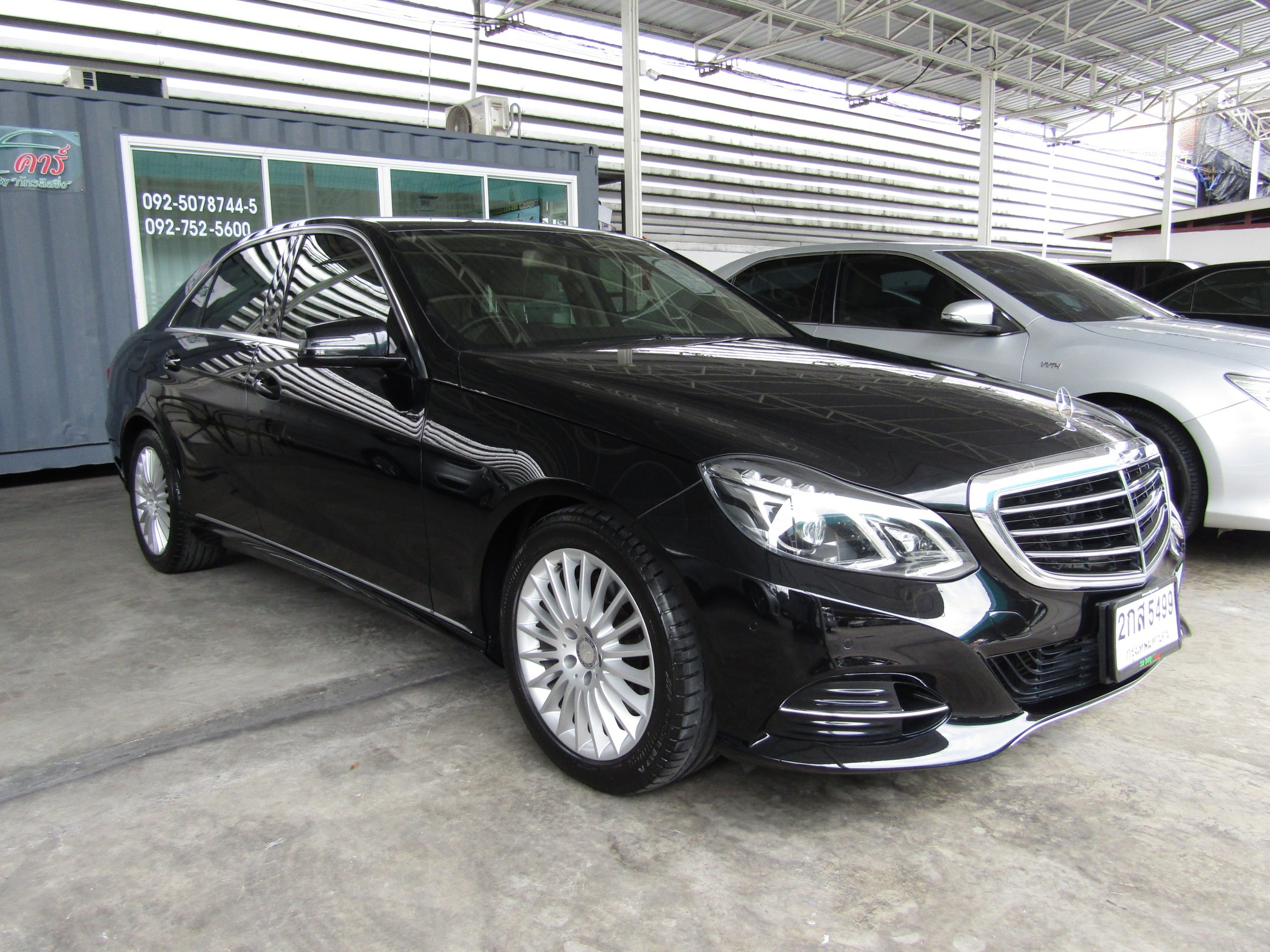 Mercedes-Benz (127,xxx) E300 BlueTEC HYBRID EXECUTIVE FACELI Mercedes-Benz (127,xxx) E300 BlueTEC HYBRID EXECUTIVE FACELI