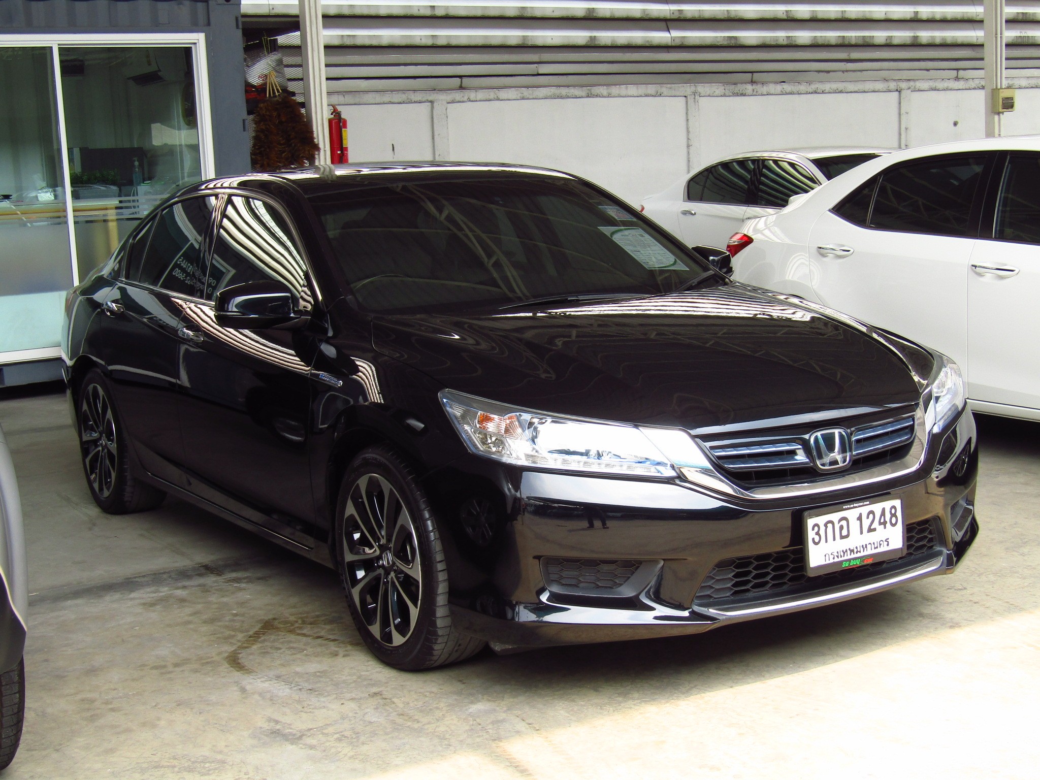 Honda Accord 2.0 (96,xxx) Hybrid TECH Sedan AT Honda Accord 2.0 (96,xxx) Hybrid TECH Sedan AT