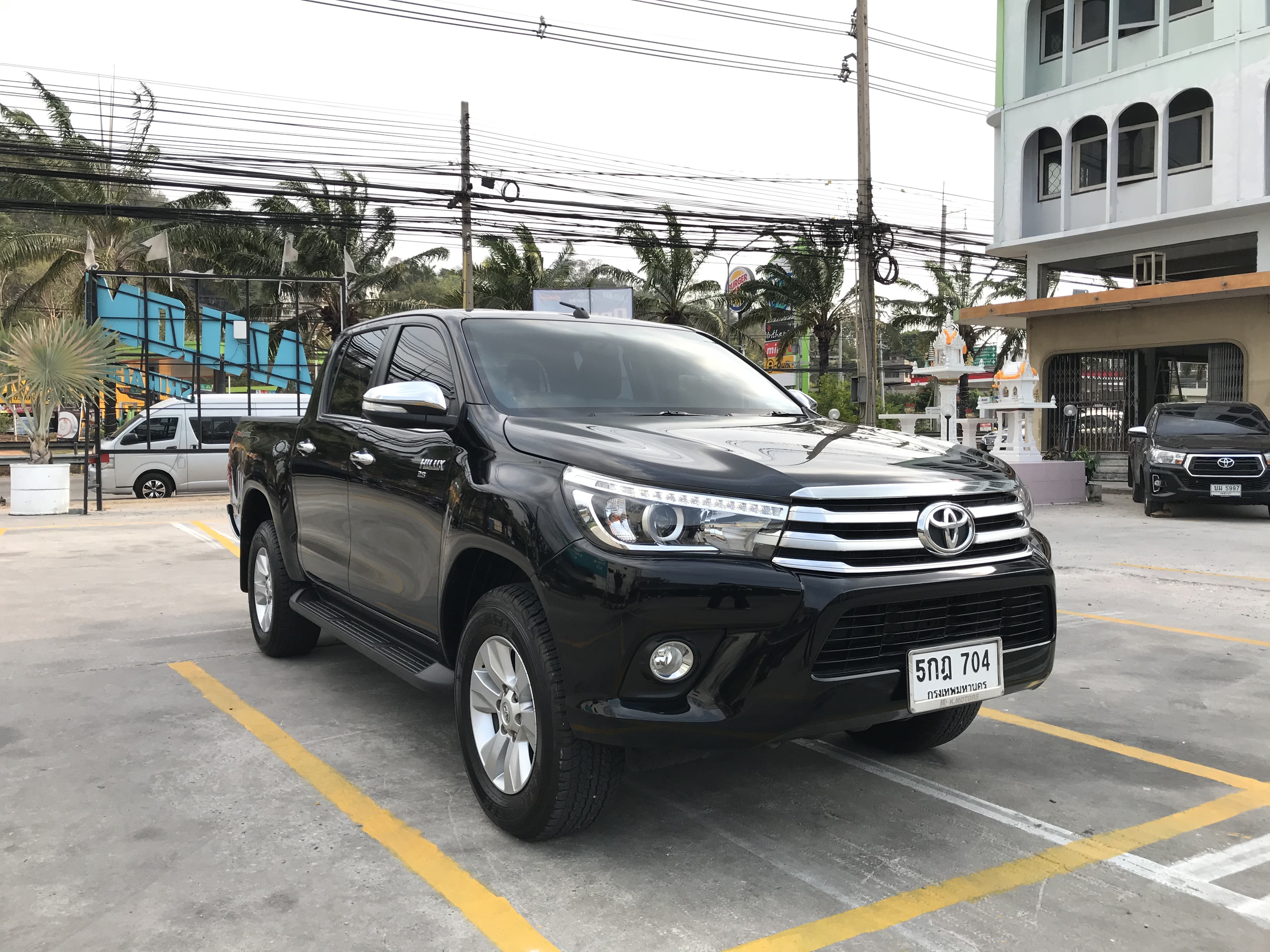 TOYOTA HILUX REVO (119,xxx) Double Cab PreRunner 2.8G AT TOYOTA HILUX REVO (119,xxx) Double Cab PreRunner 2.8G AT