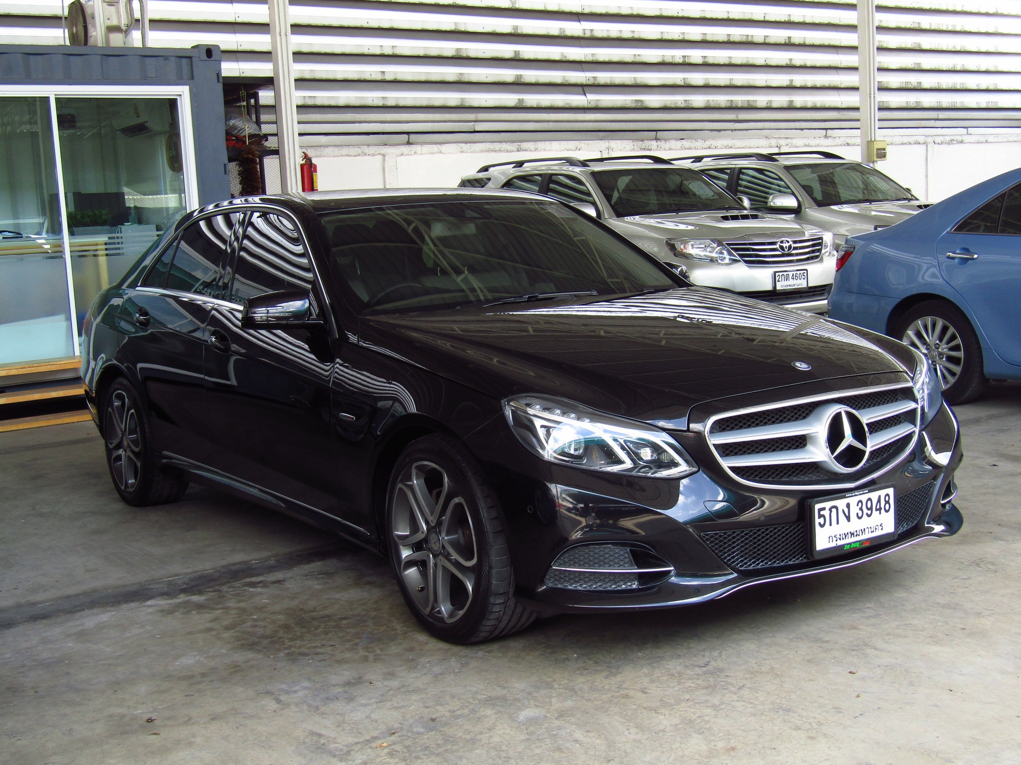 Mercedes-Benz (59,xxx) E200 Edition E (CKD) AT Sedan Mercedes-Benz (59,xxx) E200 Edition E (CKD) AT Sedan