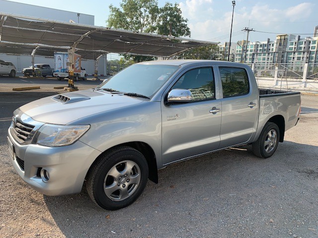 TOYOTA HILUX VIGO (97,xxx) DOUBLECAB 2.5 G VNT MET รย.1 TOYOTA HILUX VIGO (97,xxx) DOUBLECAB 2.5 G VNT MET รย.1
