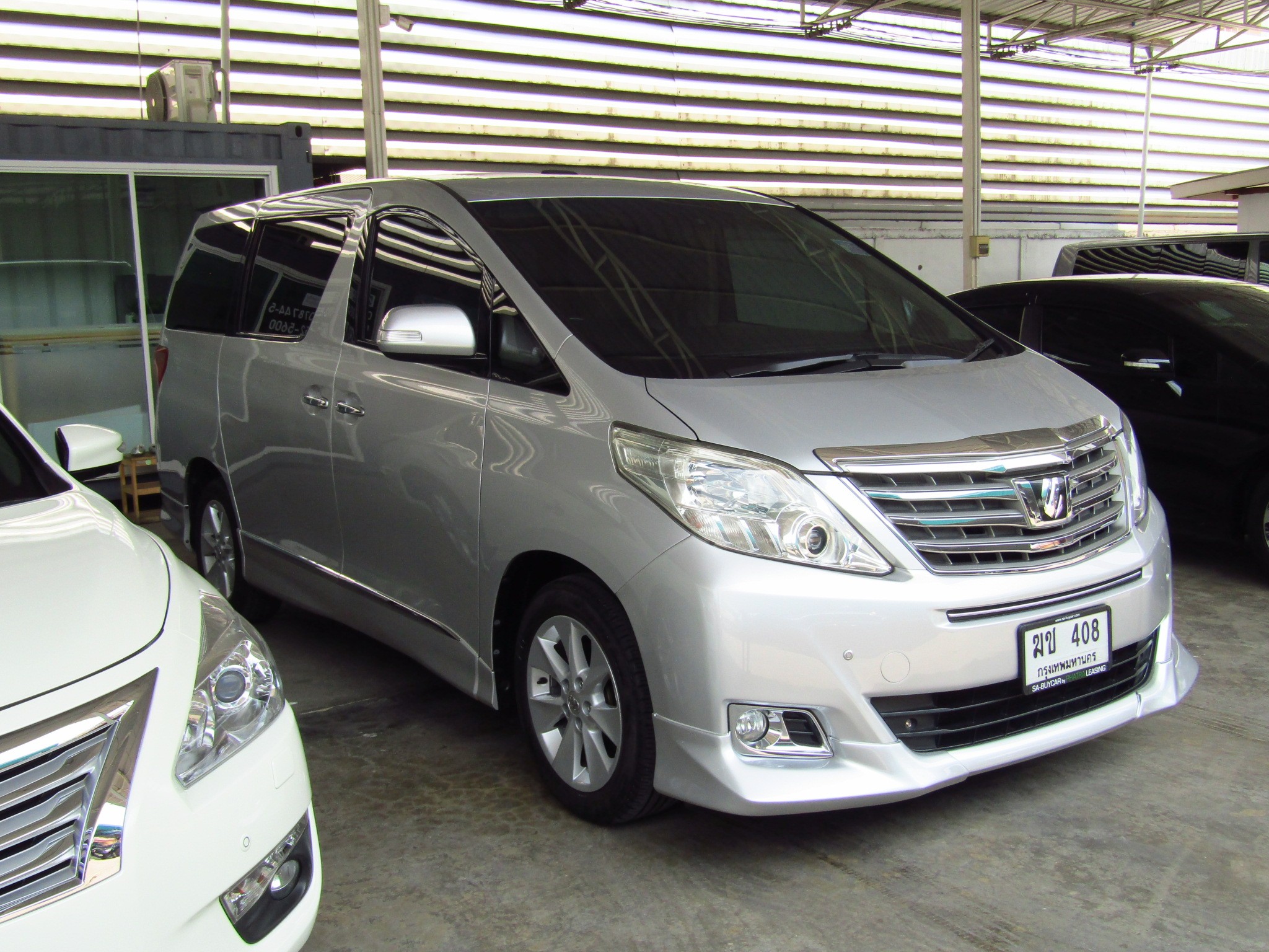 Toyota Alphard (117,xxx) 2.4 V Hybrid AT Van (ผ่อน 30,639 บาท*48เดือน ) Toyota Alphard (117,xxx) 2.4 V Hybrid AT Van (ผ่อน 30,639 บาท*48เดือน )