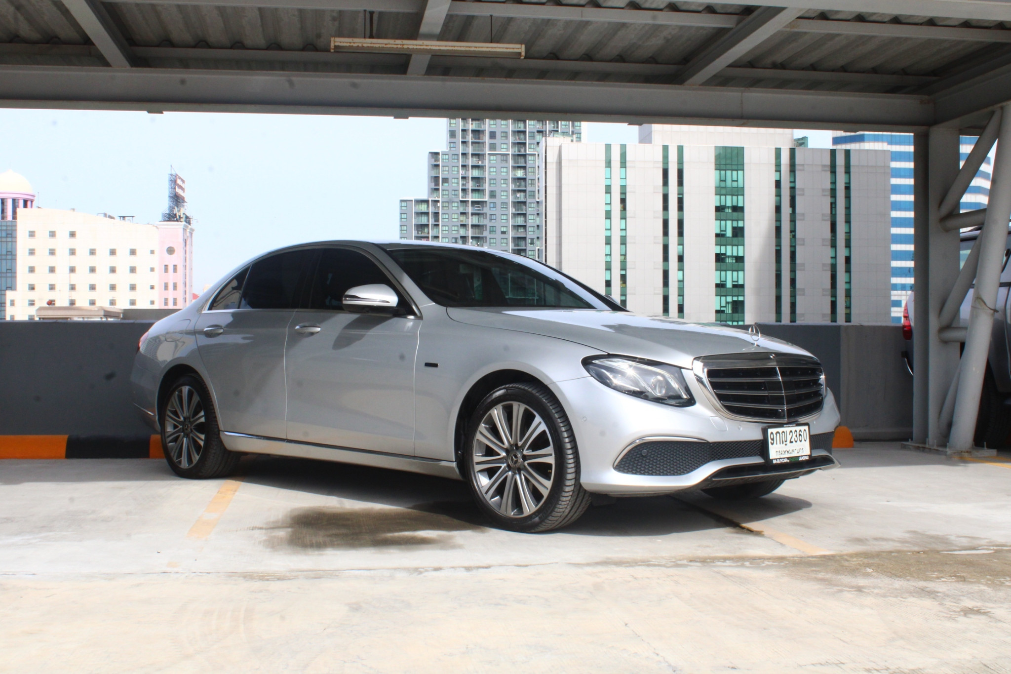 MERCEDES BENZ E 350 e (115,xxx) Exclusive
