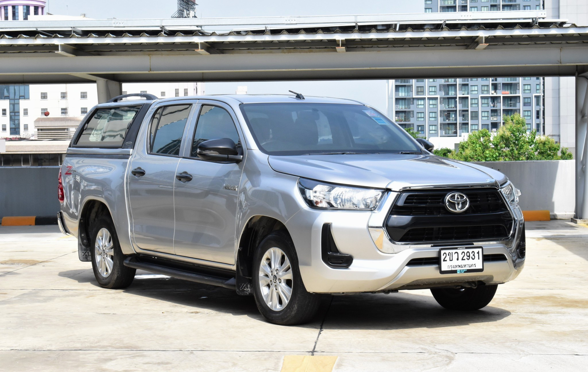TOYOTA HILUX REVO (63,xxx) DOUBLE CAB 2.4 Entry AT (Z-Edition) 