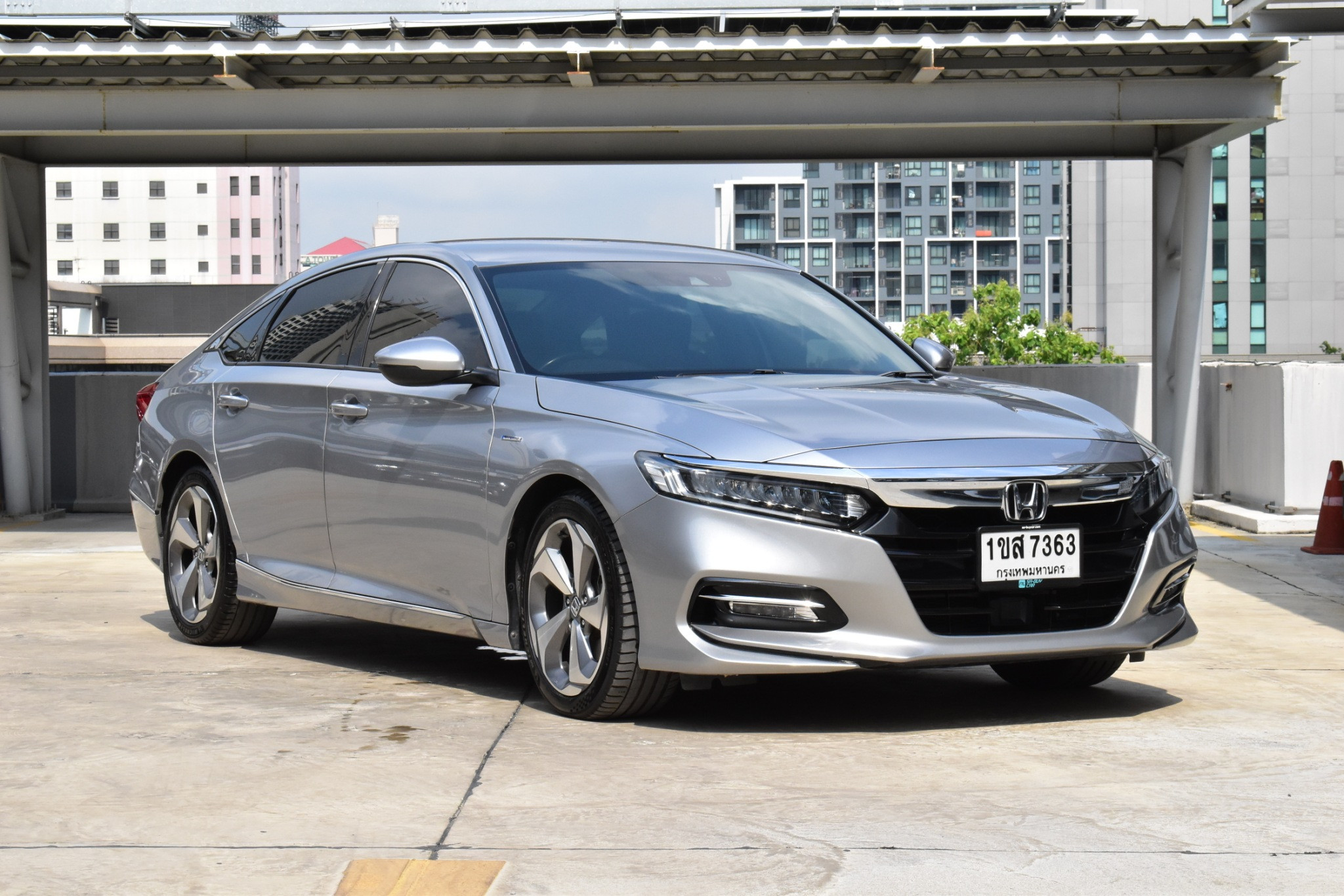 HONDA ACCORD (154,xxx) 2.0 HYBRID