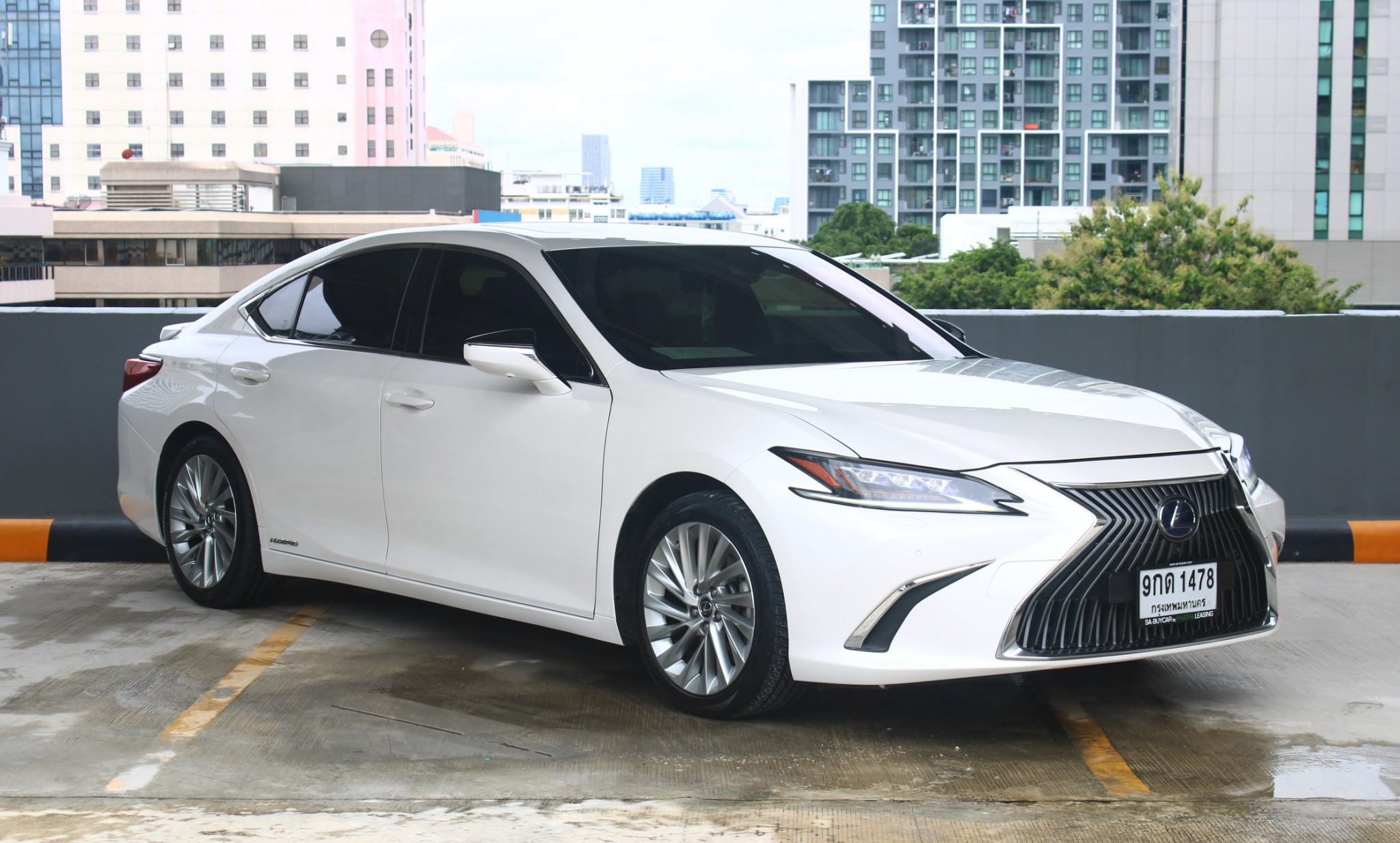 LEXUS ES (177,xxx) 300h PREMIUM