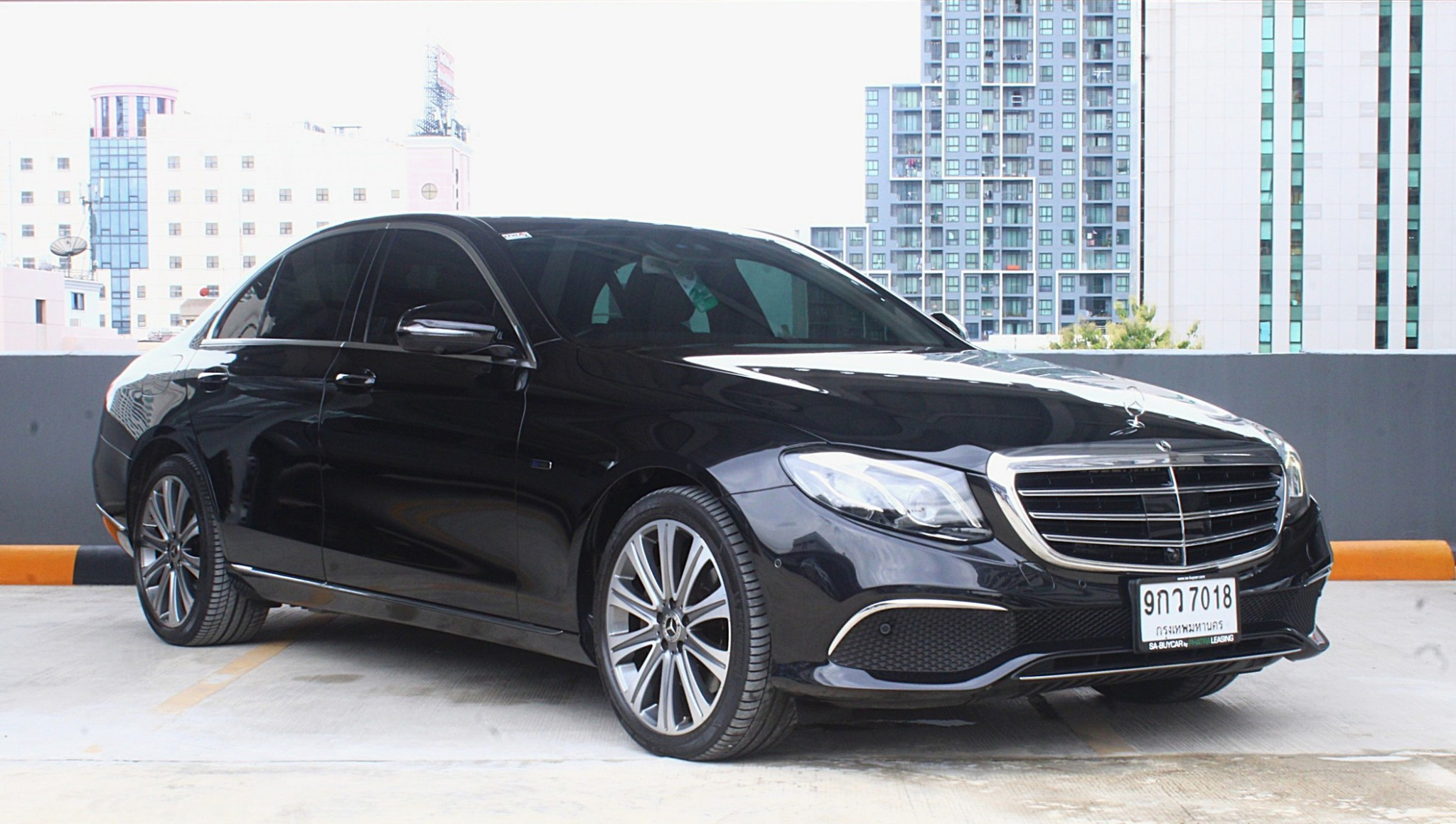 MERCEDES BENZ (68,xxx) E 300e Exclusive MERCEDES BENZ (68,xxx) E 300e Exclusive