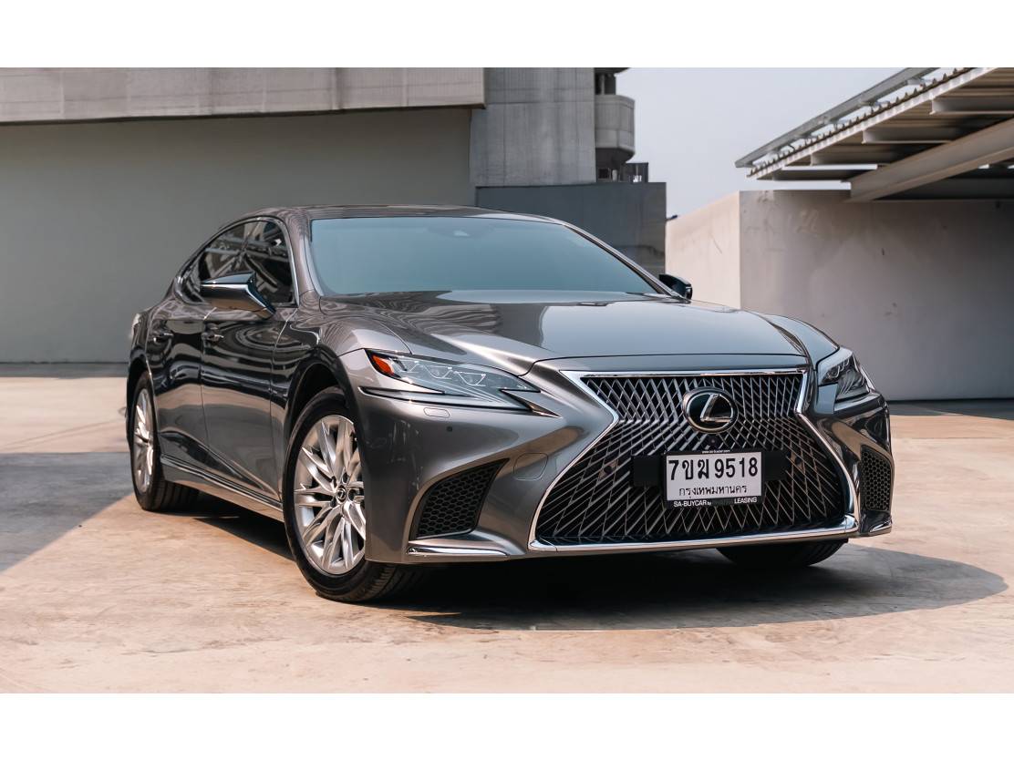 LEXUS LS350 (125,xxx) Luxury (CBU)