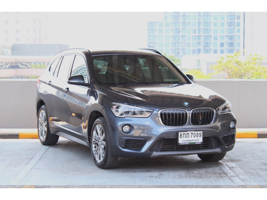 BMW X1 sDrive 18i Iconic (75,xxx)