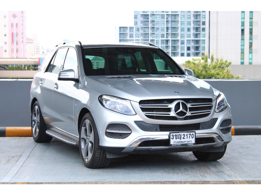 MERCEDES BENZ GLE 500 e 4MATIC Exclusive (82,xxx) 