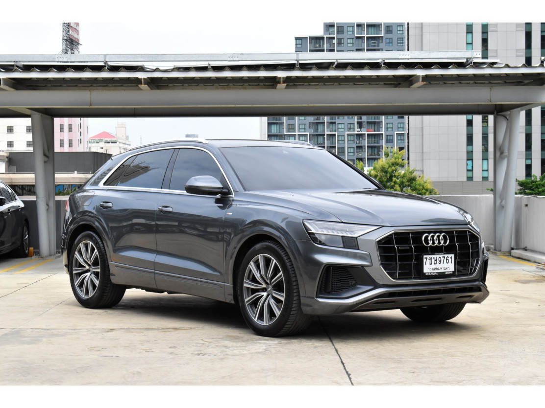 AUDI Q8 55 (63,xxx) TFSI Quattro S Line