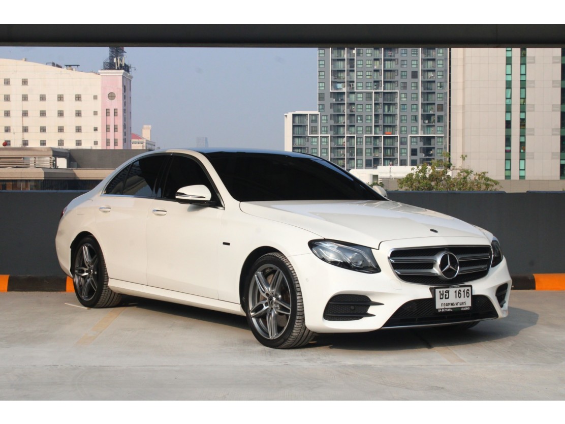 MERCEDES BENZ (133,xxx) E 350 e AMG Dynamic 