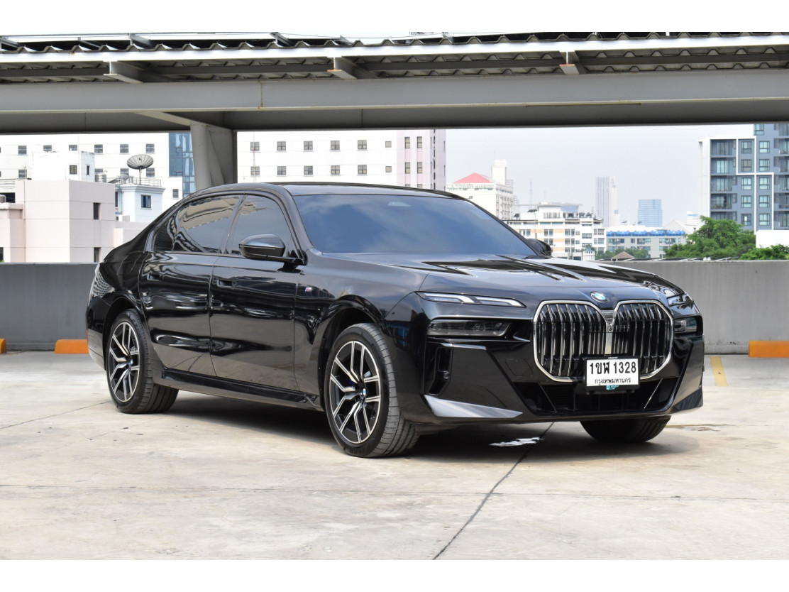 BMW 740d (42,xxx) M Sport