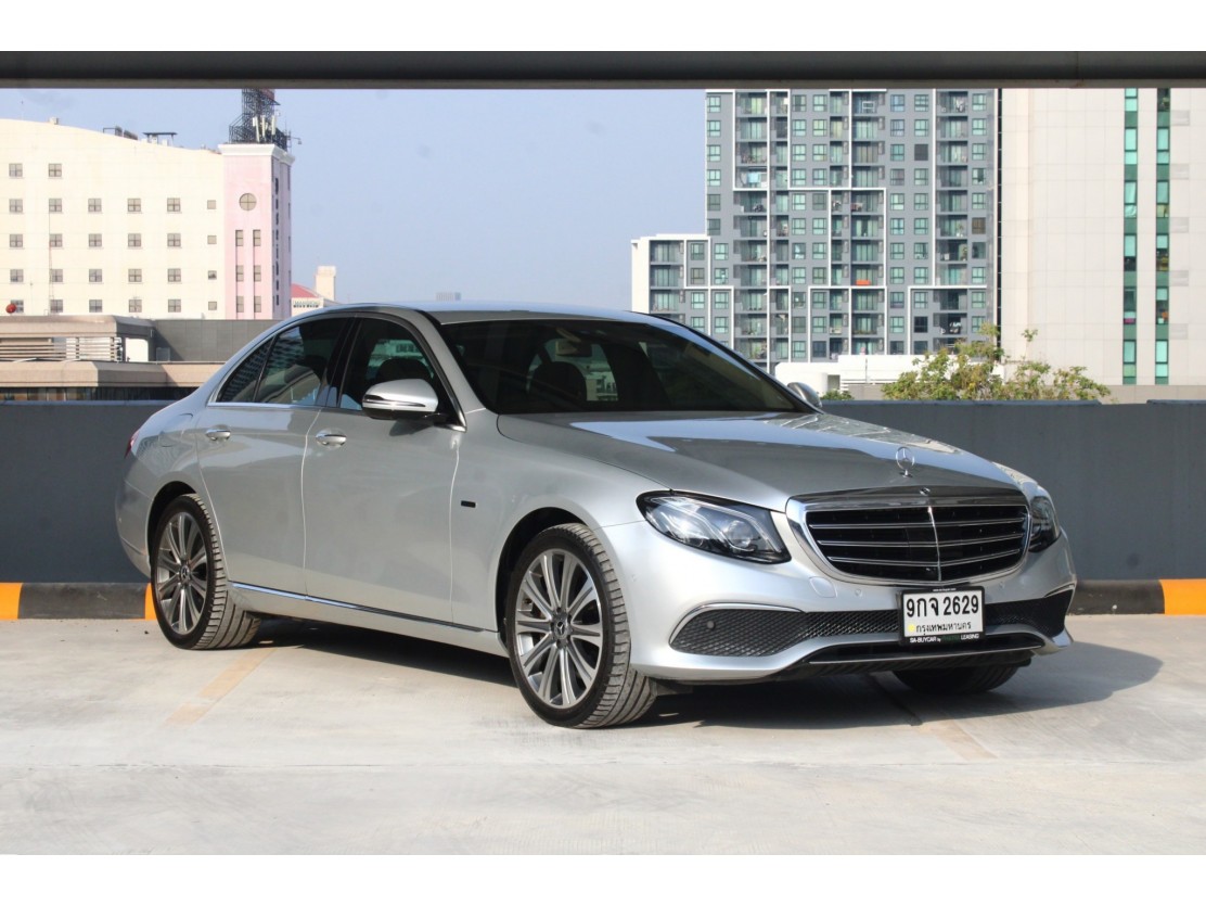 MERCEDES BENZ (103,xxx) E 350 e Exclusive