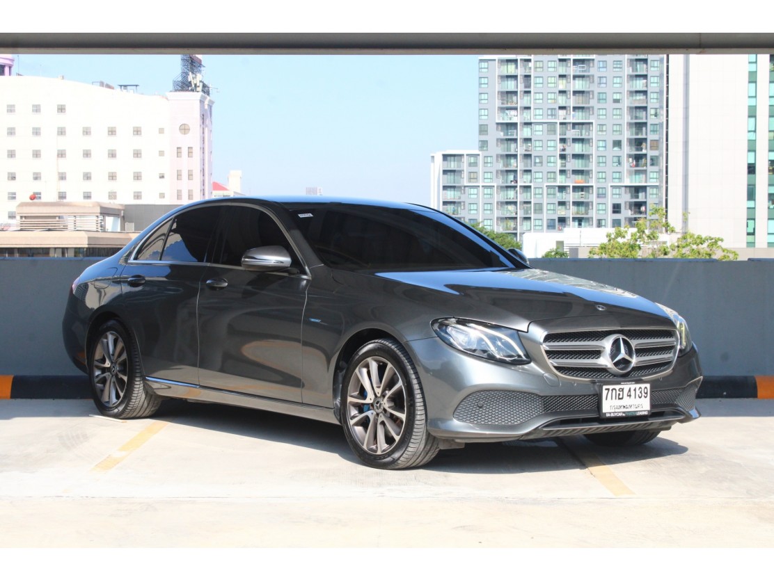 MERCEDES BENZ E 350 e (135,xxx) AVANTGARDE
