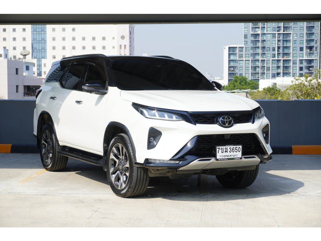 TOYOTA FORTUNER (140,xxx) 2.8 LEGENDER 4WD AT