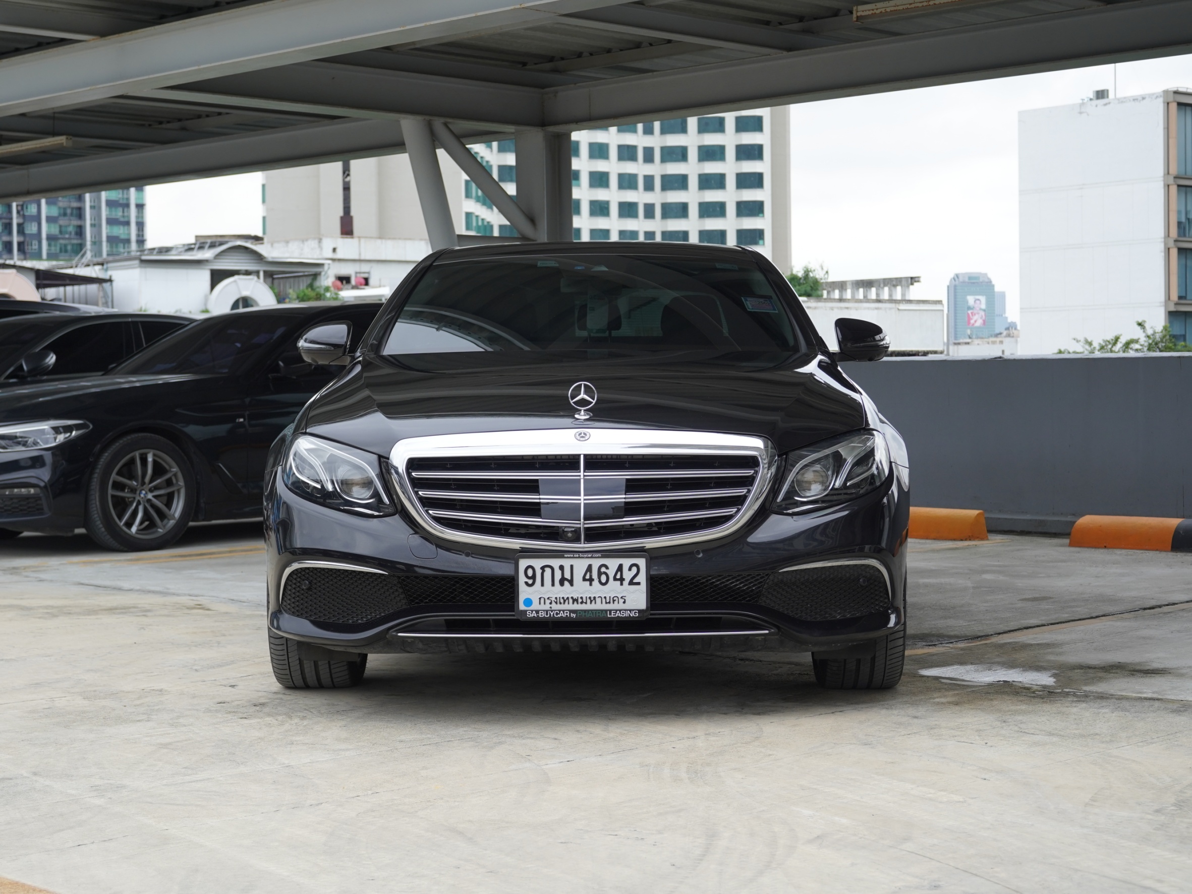 Benz 80 MERCEDES BENZ (80,xxx) E 300e Exclusive